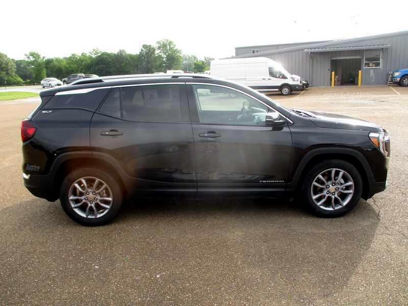 2022 GMC Terrain SLT - Photo 6