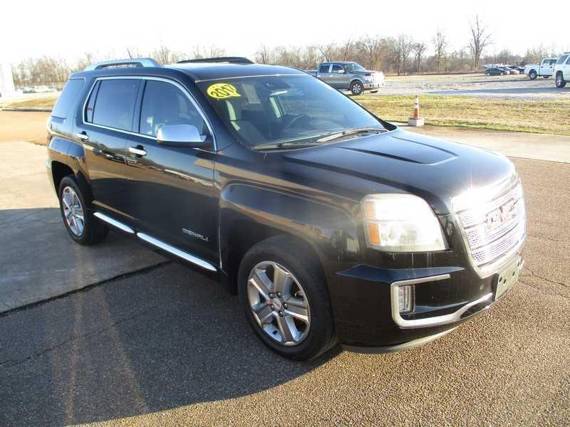 2017 GMC Terrain FWD Denali's photo