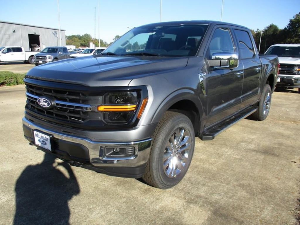 New 2025 Ford F-150 XLT Supercrew 4WD TRUCK