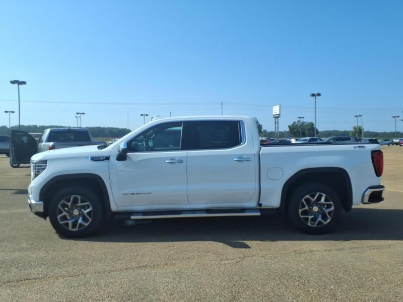 2025 GMC Sierra 1500 SLT - Photo 7