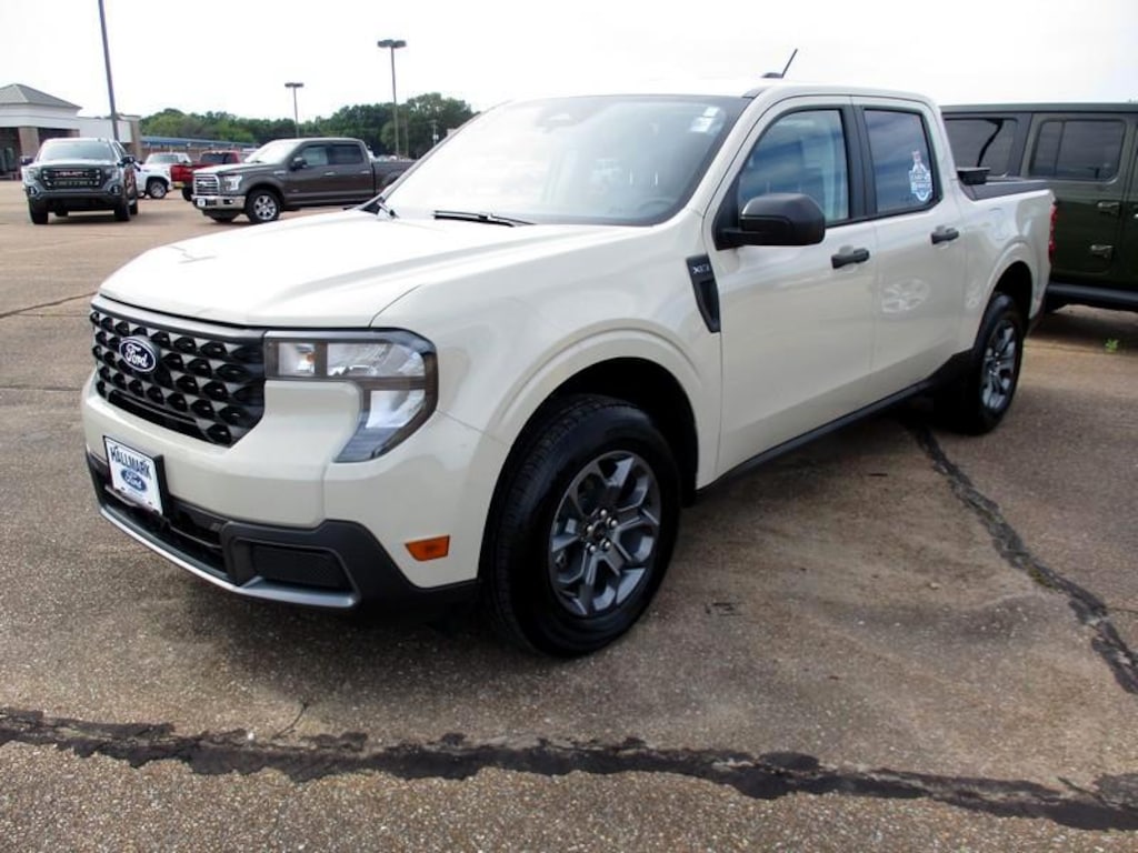 Used 2025 Ford Maverick XLT