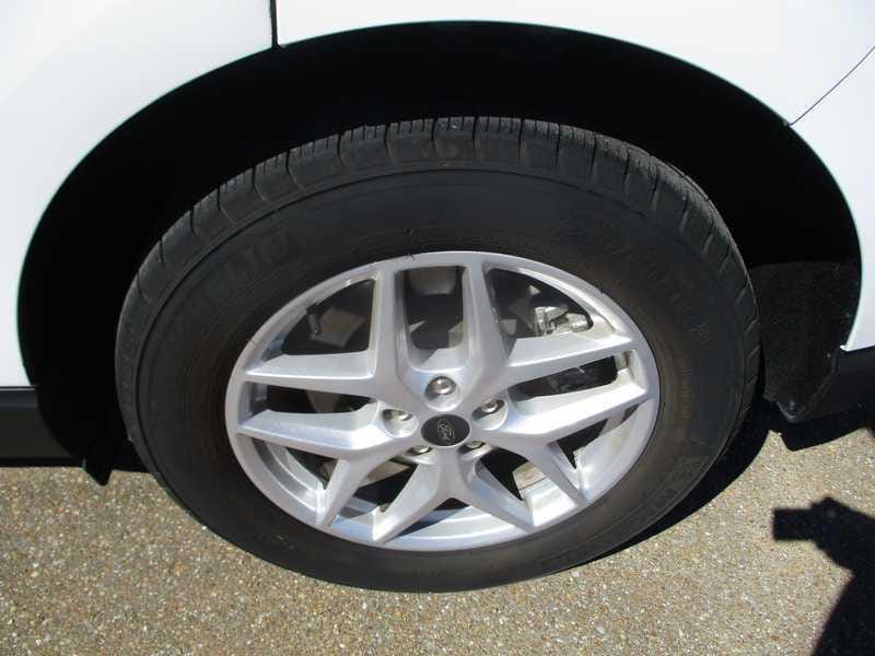 2023 Ford Edge SEL - Photo 28