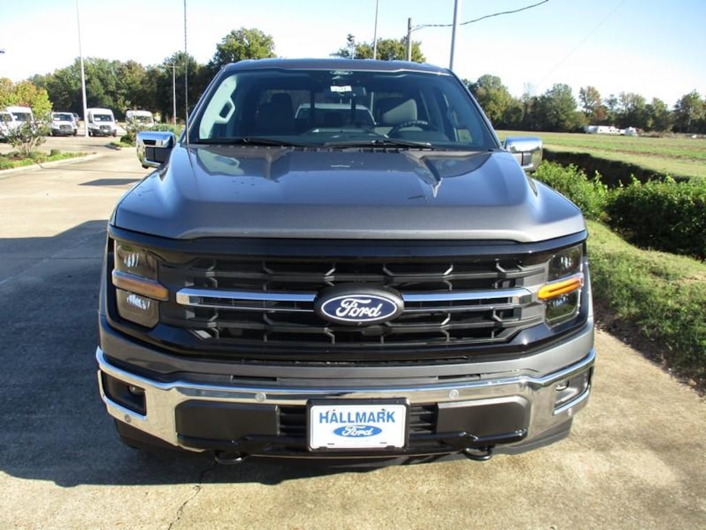 New 2025 Ford F-150 XLT Supercrew 4WD TRUCK