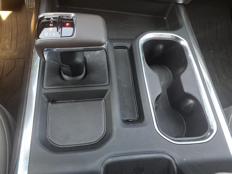 2025 GMC Sierra 1500 SLT - Photo 26