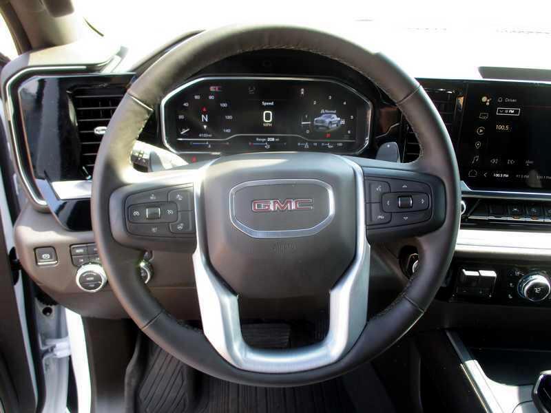 2025 GMC Sierra 1500 SLT - Photo 13