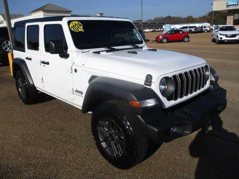 2024 Jeep Wrangler Sport S's photo