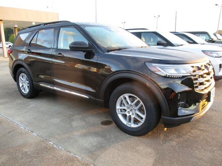 2025 Ford Explorer Active SUV