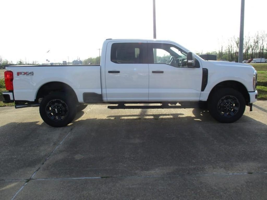 New 2026 Ford F-250 SD STX Crew Cab 4WD TRUCK