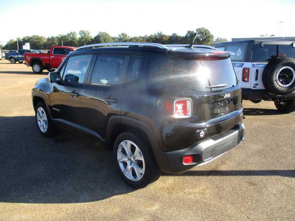 Used 2015 Jeep Renegade Limited 4WD