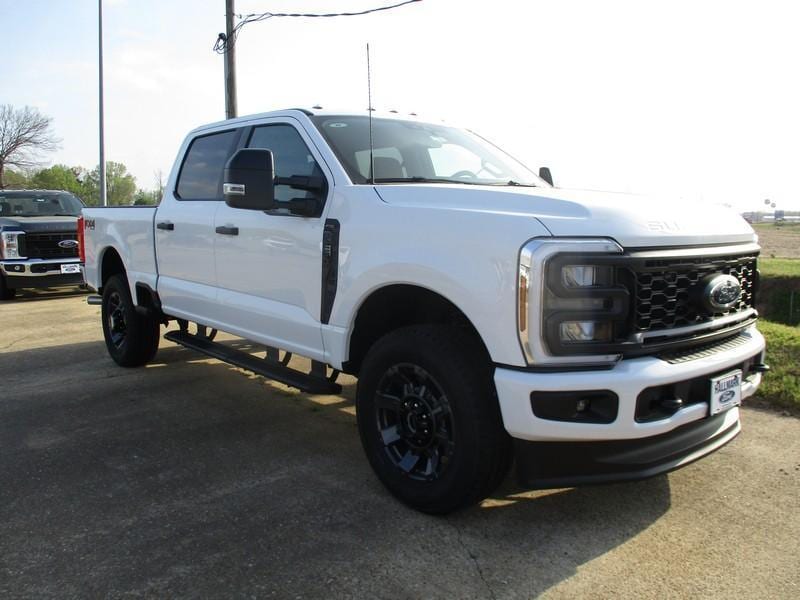 2026 Ford F-250 XL 4x4 Crew Cab 6-3/4' Box's photo