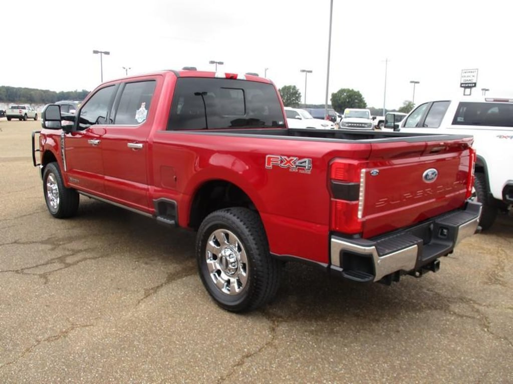 Used 2024 Ford F-250 SD Lariat Crew Cab 4WD