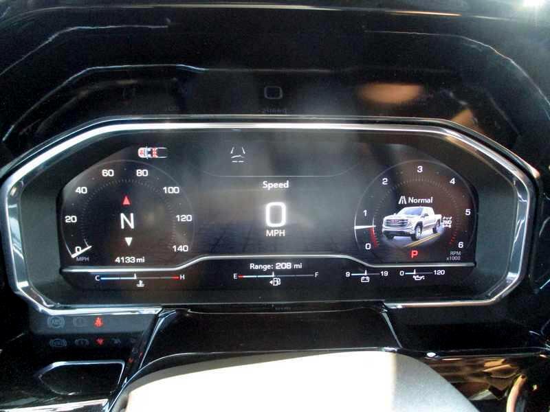 2025 GMC Sierra 1500 SLT - Photo 14