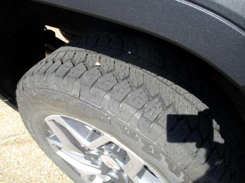2025 GMC Sierra 1500 SLT - Photo 31