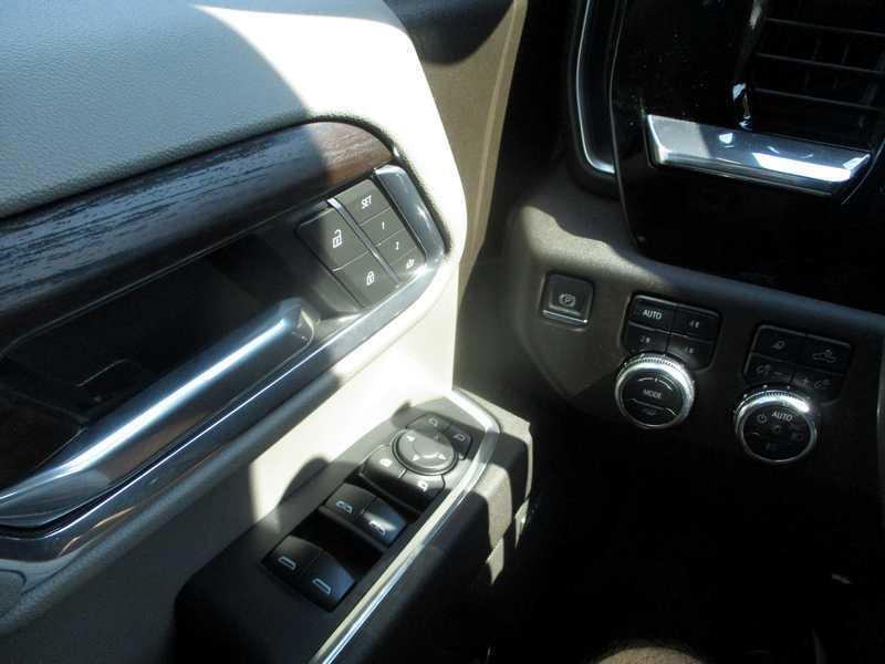 2025 GMC Sierra 1500 SLT - Photo 17
