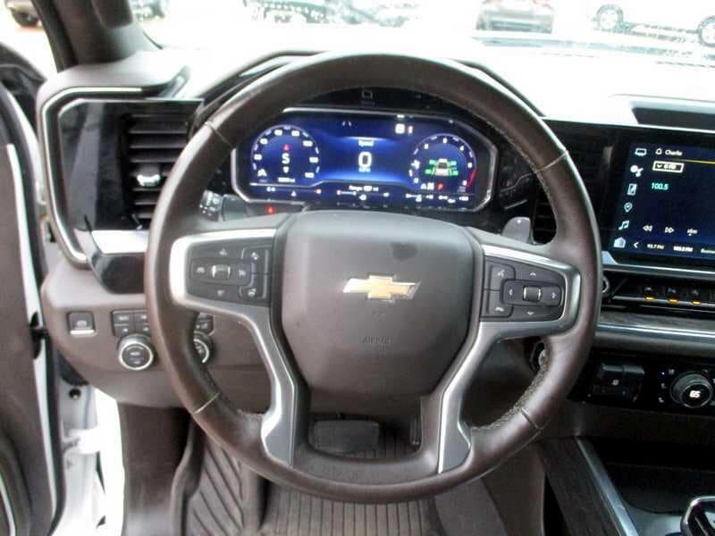 2023 Chevrolet Silverado 1500 LTZ - Photo 13