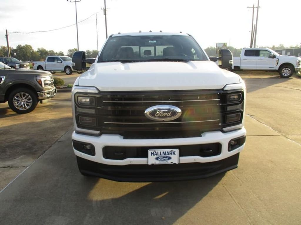 New 2026 Ford F-250 SD Platinum Crew Cab 4WD TRUCK