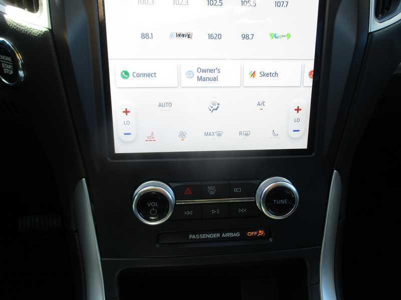 2023 Ford Edge SEL - Photo 17