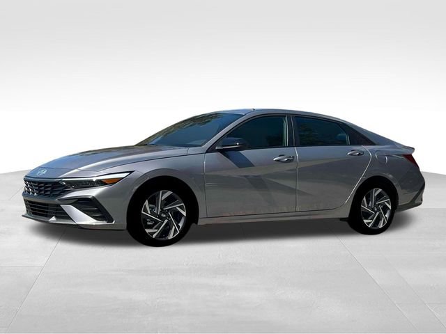 2025 Hyundai Elantra SEL Sport photo 2