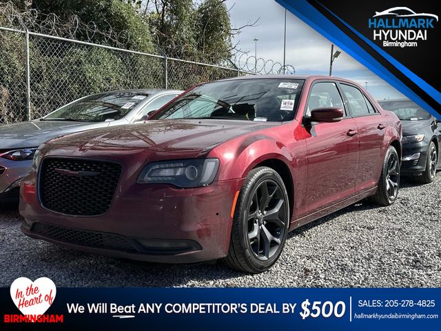2023 Chrysler 300 S's photo