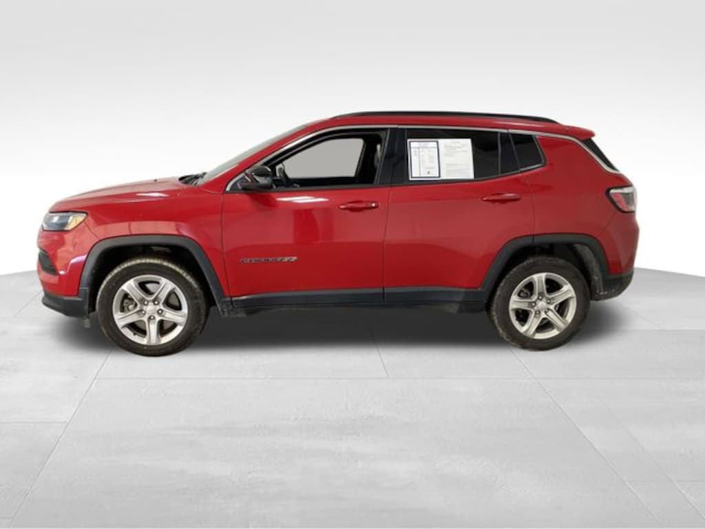 Used 2024 Jeep Compass Latitude SUV