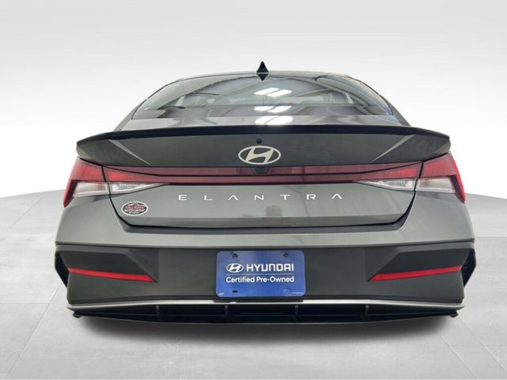 Used 2025 Hyundai Elantra SEL Sport Sedan