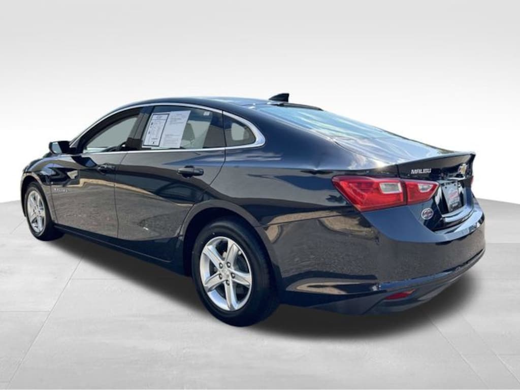 Used 2022 Chevrolet Malibu LS w/1LS Sedan