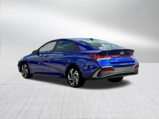 2025 Hyundai Elantra SEL - Photo 14
