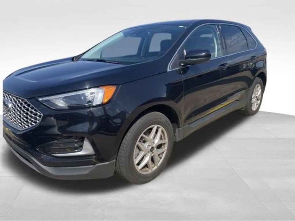 Used 2023 Ford Edge SUV