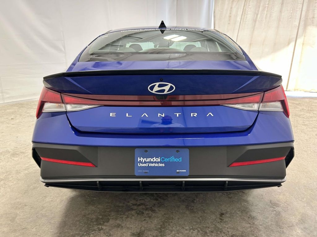 Used 2025 Hyundai Elantra SEL Sport Sedan