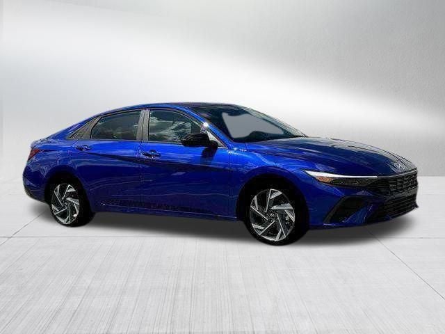 2025 Hyundai Elantra SEL - Photo 19