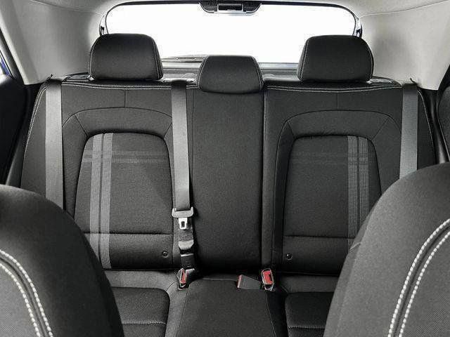 2025 Hyundai Venue SEL - Photo 25