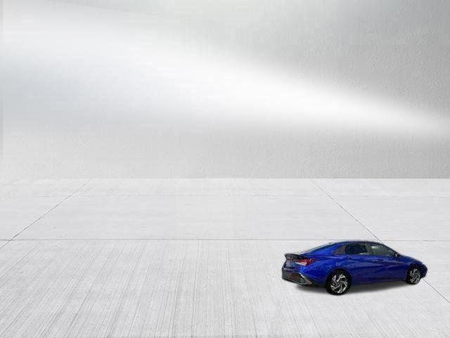 2025 Hyundai Elantra SEL - Photo 10