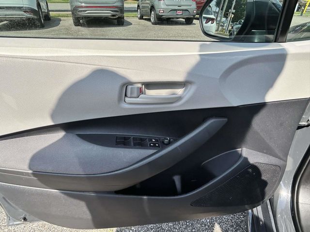 2024 Toyota Corolla LE - Photo 12
