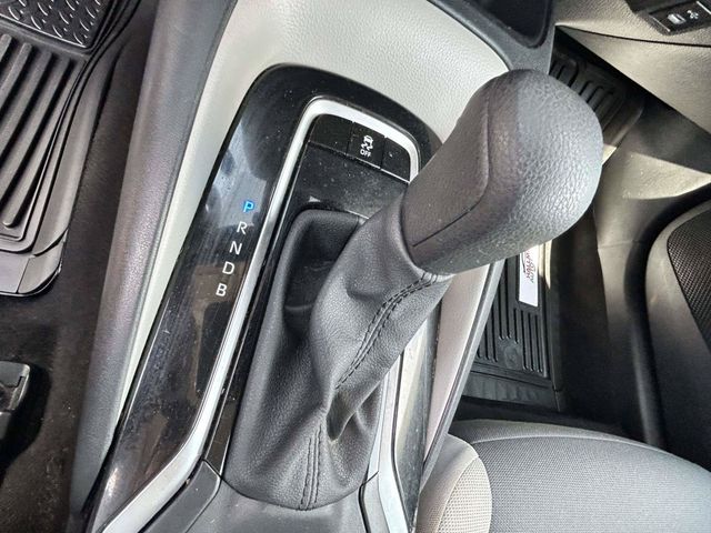 2024 Toyota Corolla LE - Photo 18