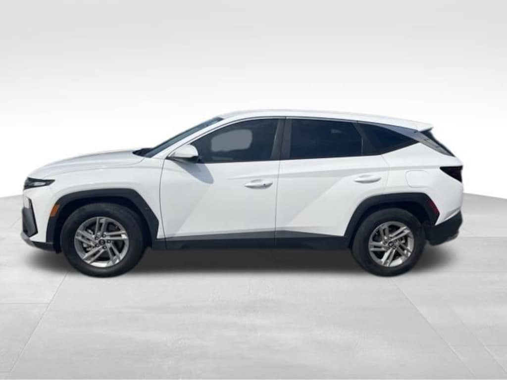 Used 2025 Hyundai Tucson SE SUV