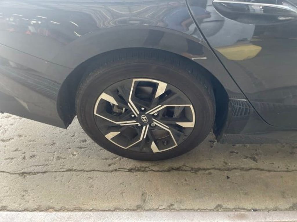 Used 2024 Hyundai Sonata SEL Sedan
