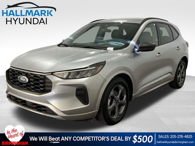 2023 Ford Escape ST-Line's photo