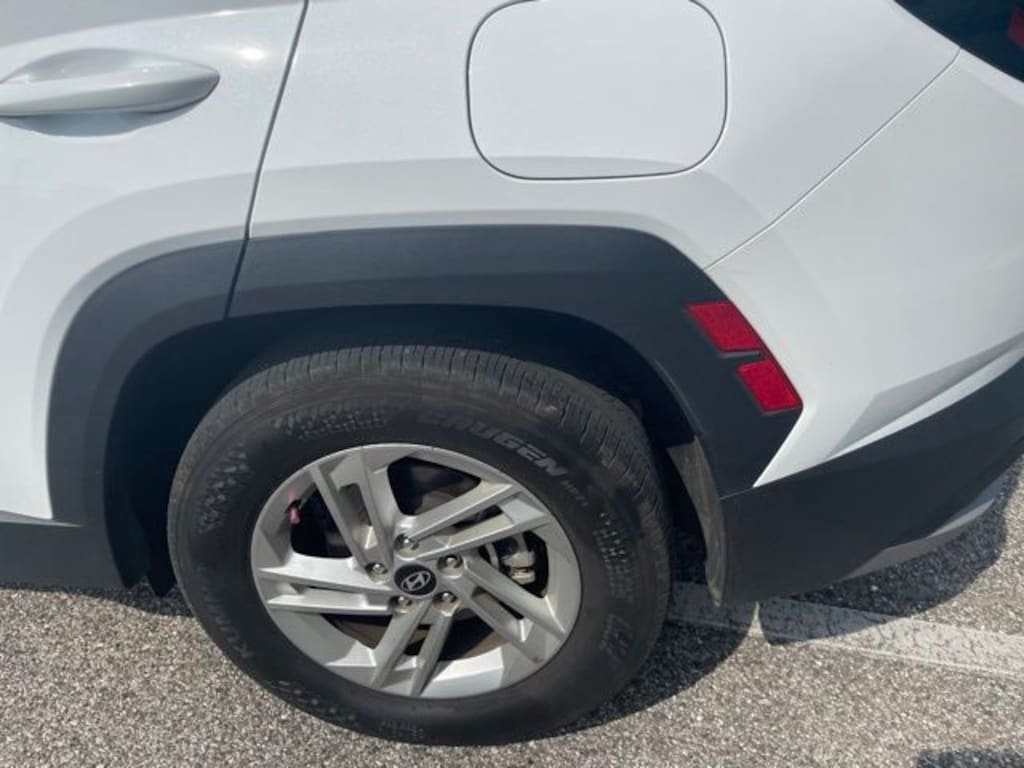 Used 2025 Hyundai Tucson SE SUV