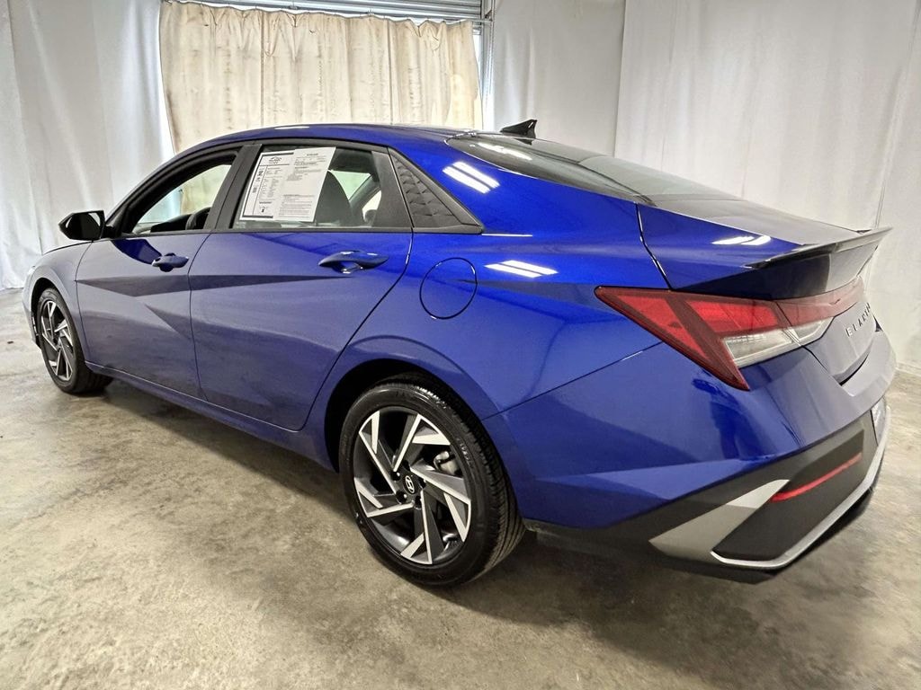 Used 2025 Hyundai Elantra SEL Sport Sedan