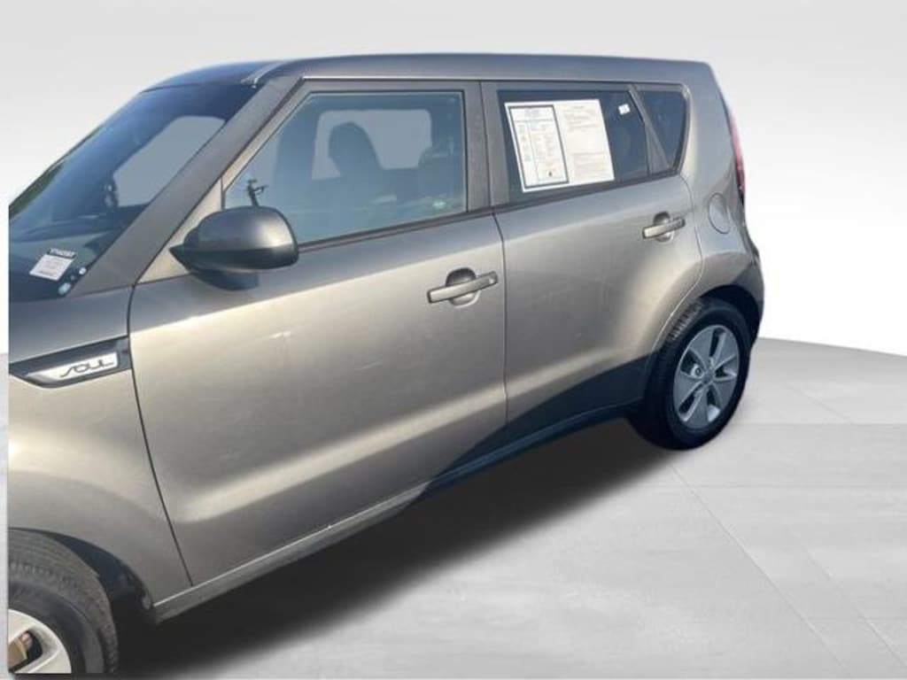 Used 2015 Kia Soul Base FWD Hatchback