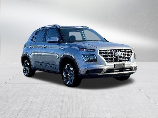 2025 Hyundai Venue SEL - Photo 20