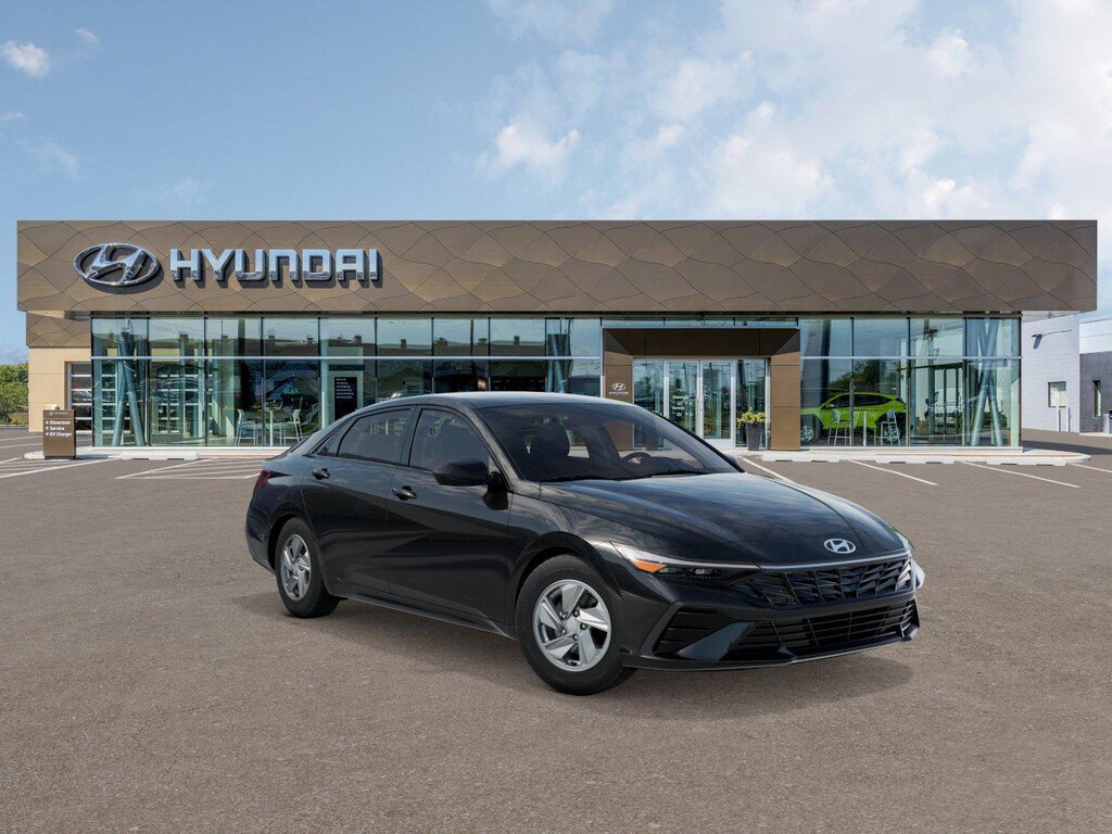 New 2026 Hyundai Elantra SE Sedan