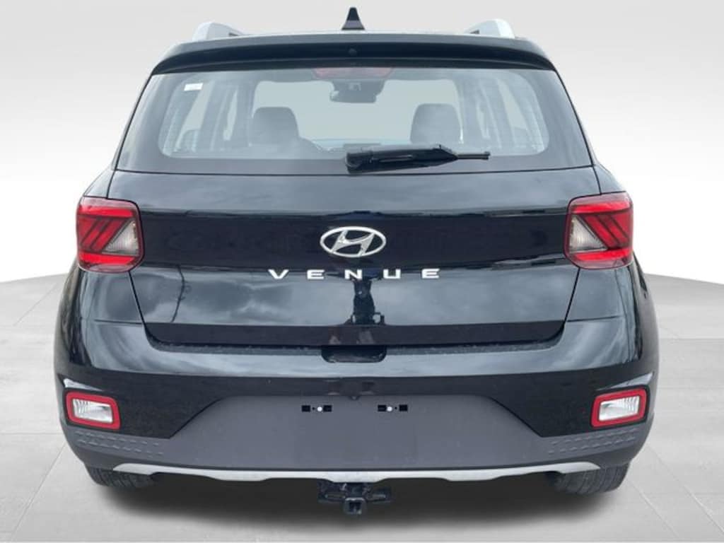 Used 2022 Hyundai Venue SEL SUV