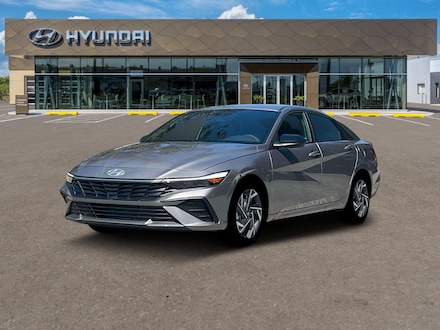 2025 Hyundai Elantra SEL Sport Sedan