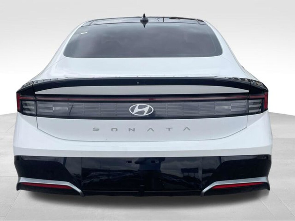 Used 2024 Hyundai Sonata SEL Sedan