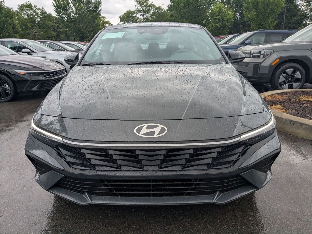 New 2026 Hyundai Elantra SEL Sport Sedan