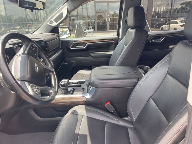 2024 Chevrolet Silverado 1500 RST - Photo 13