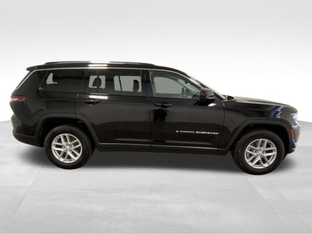 Used 2023 Jeep Grand Cherokee L L Laredo SUV