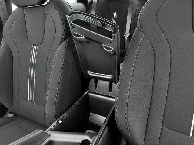 2025 Hyundai Elantra SEL - Photo 27