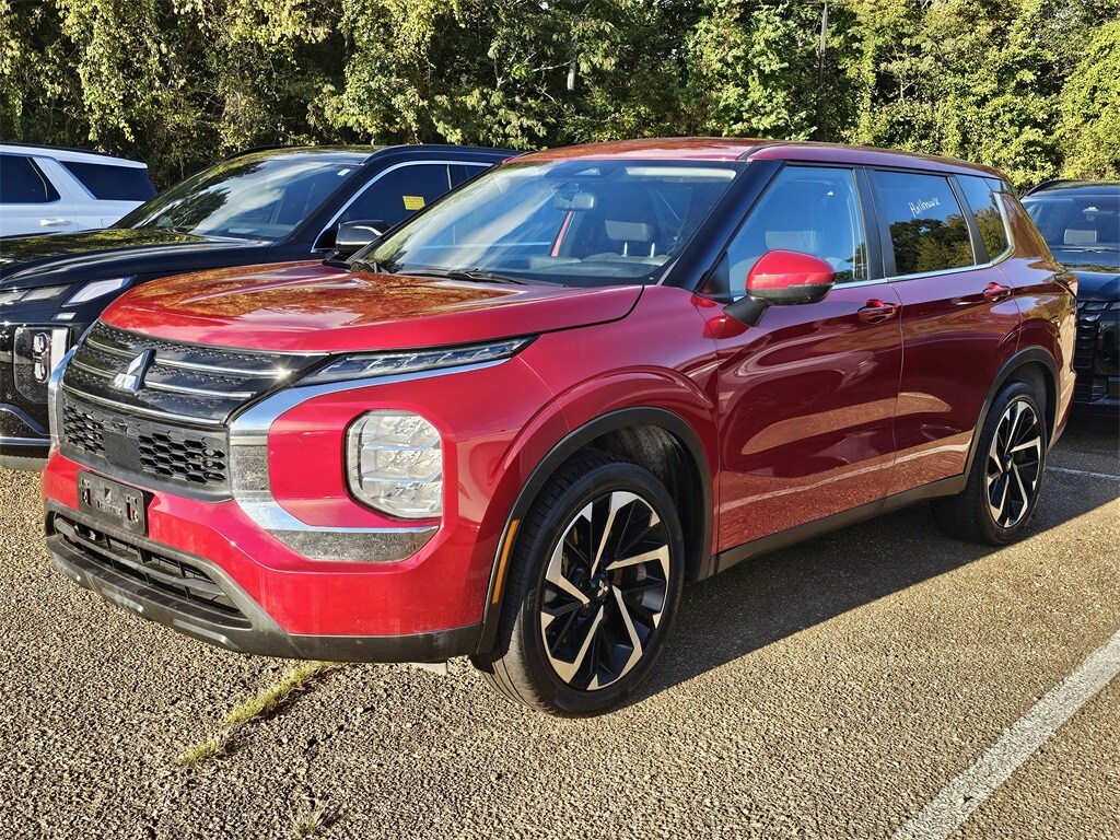 Used 2022 Mitsubishi Outlander ES SUV